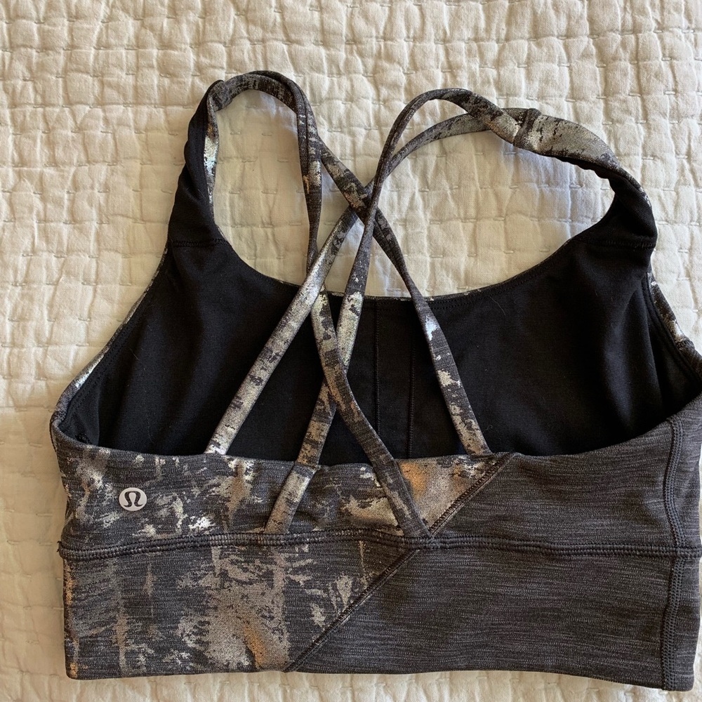 Lululemon sports bra